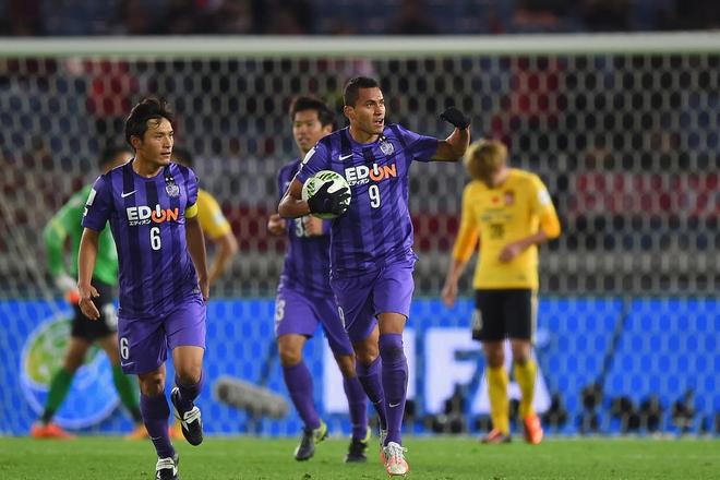 亚冠国际比赛日走向成谜，尼斯战术微调，底气十足，身体对抗强度拉满的简单介绍